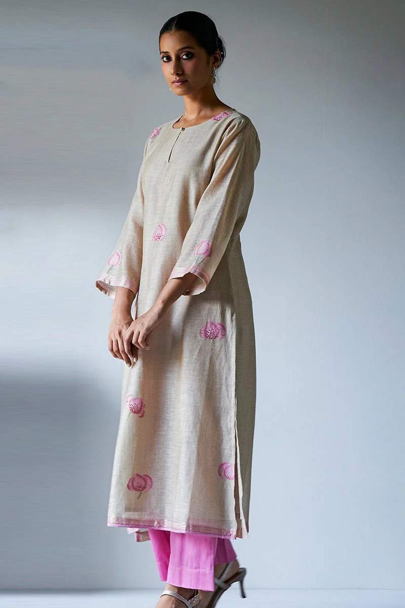 Beige and Pink Woven Kurta Suit Set With Delicate Hand Work Detailing - Image 4