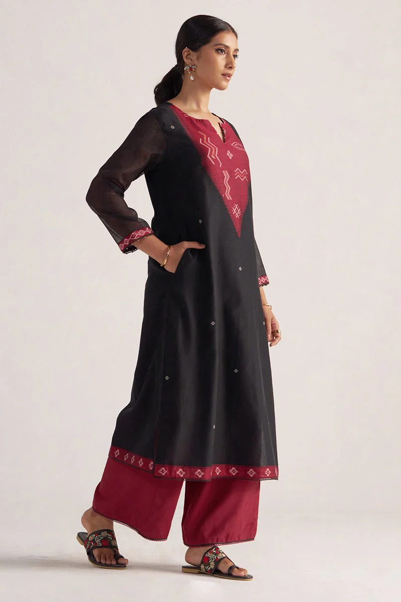 Black and Maroon Woven Kurta Set - Image 5
