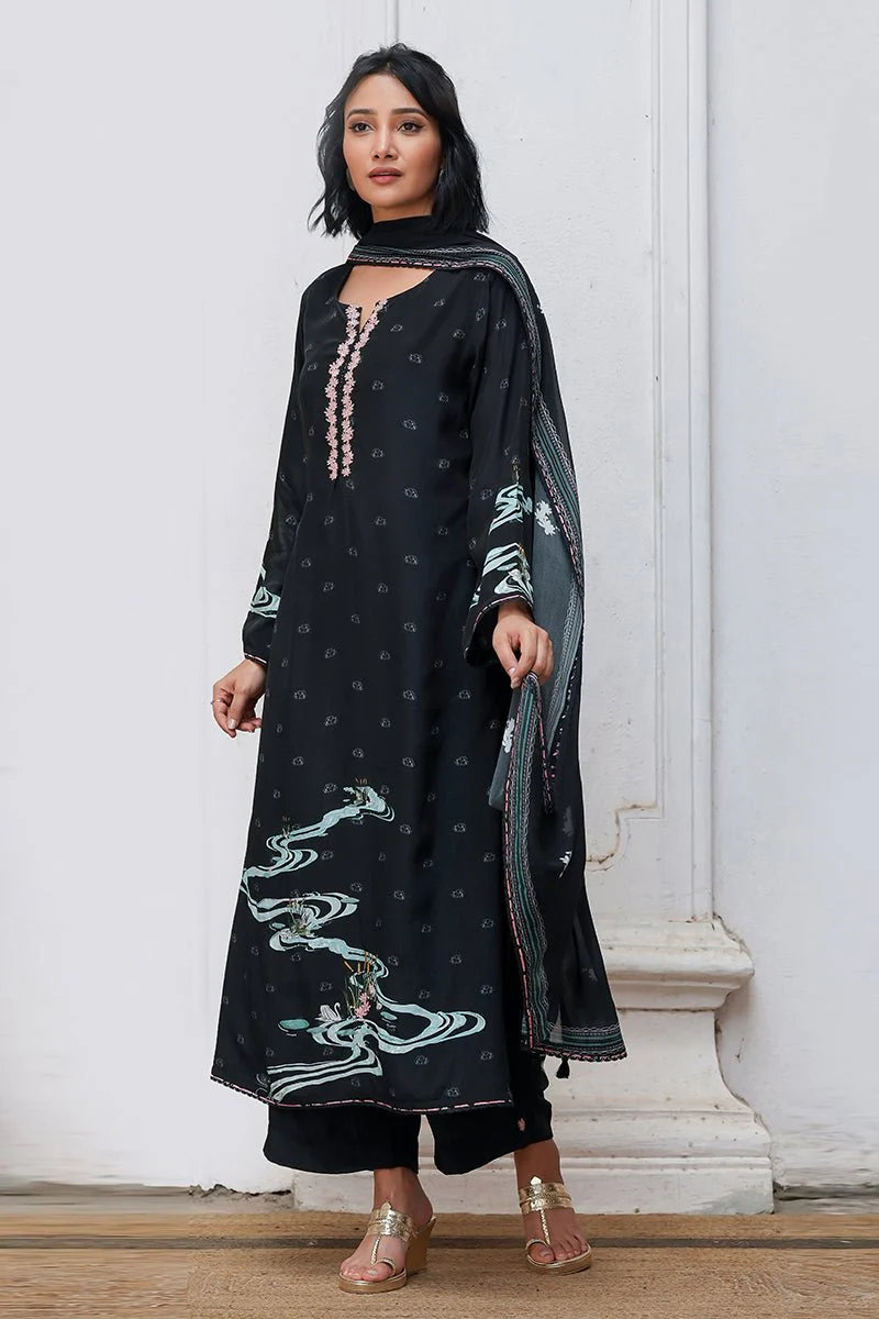 Black Bemberg Silk Salwar Suit With Chinon Silk Dupatta - Image 6
