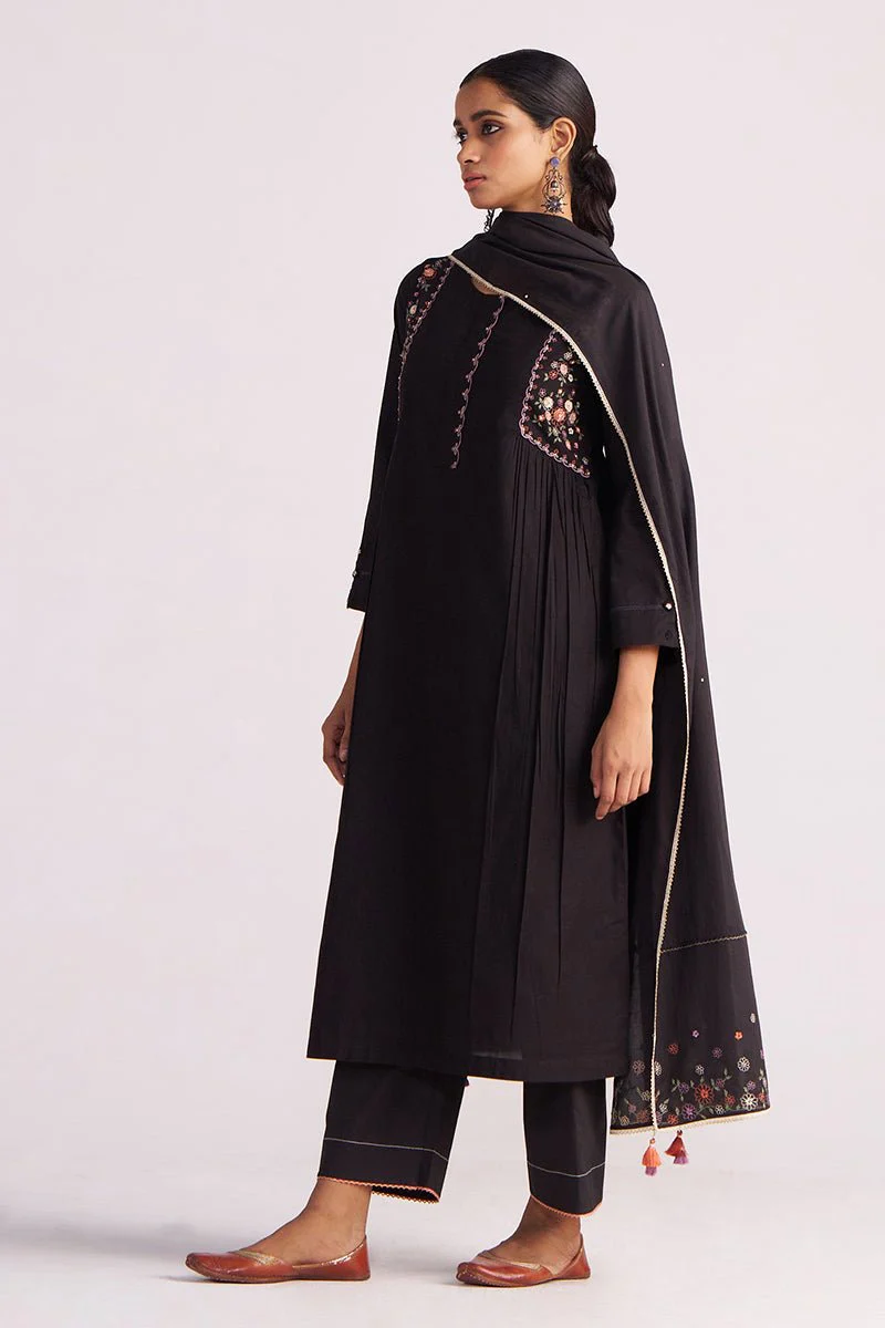 Black Embroidered Kurta Set - Image 10