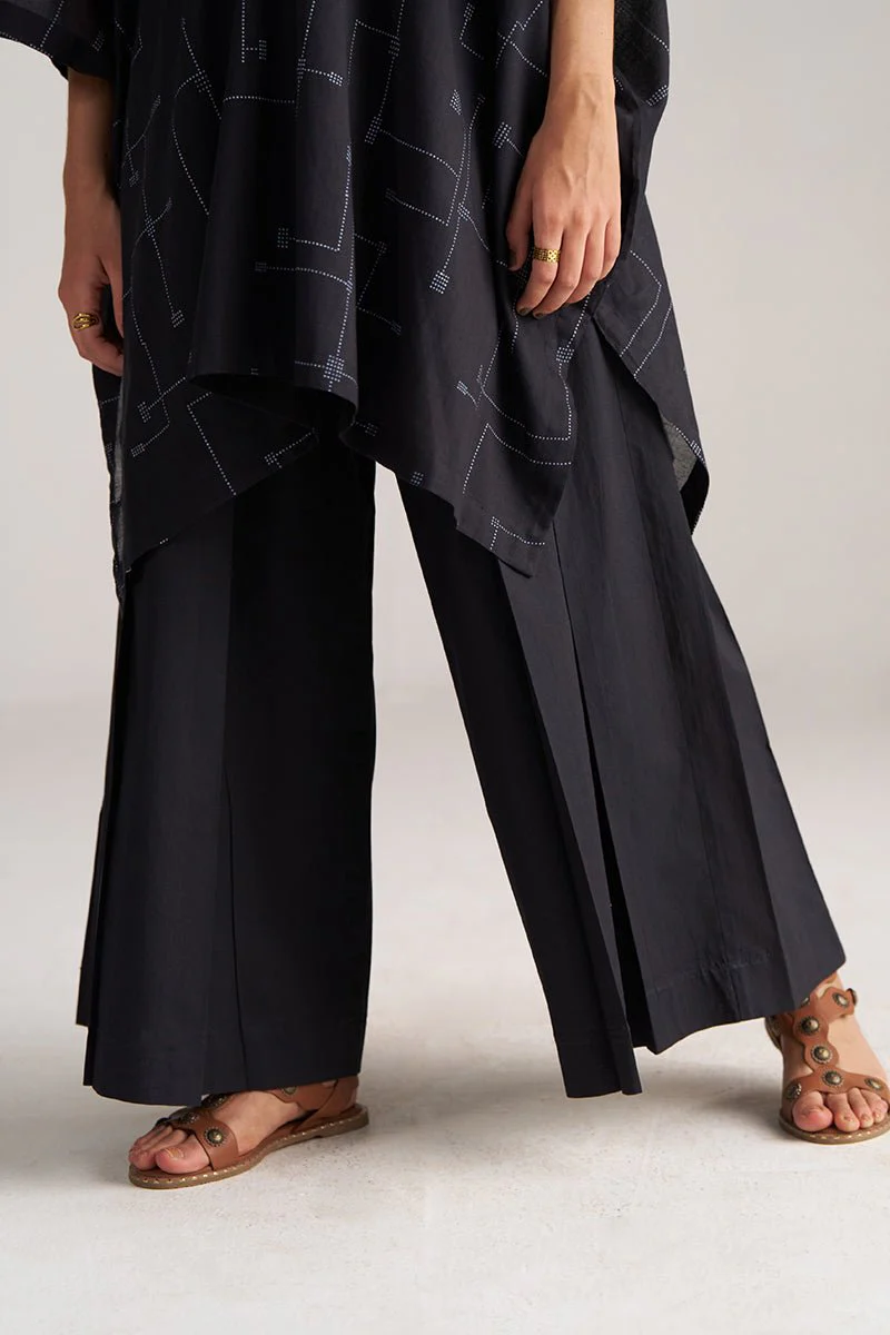 Black Mul-Mul Kaftaan Co-ord Set - Image 9