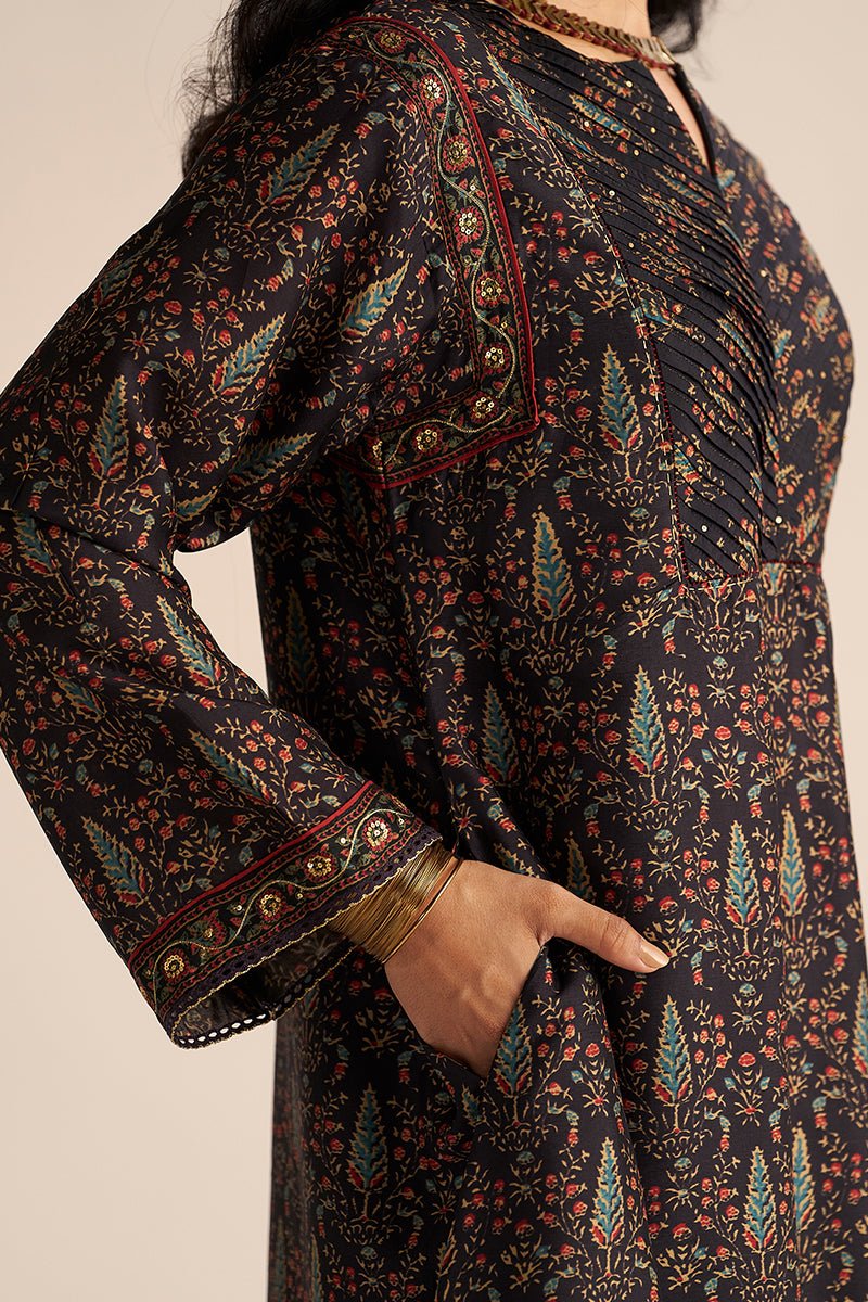 Black Silk Traditional Co-ord Set - Image 3