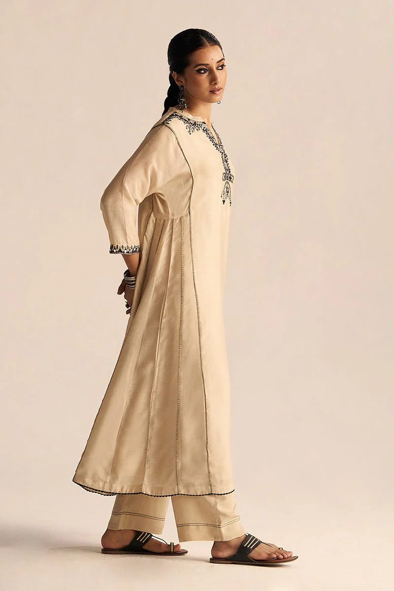 Cream and Black Kurta Set - Image 5