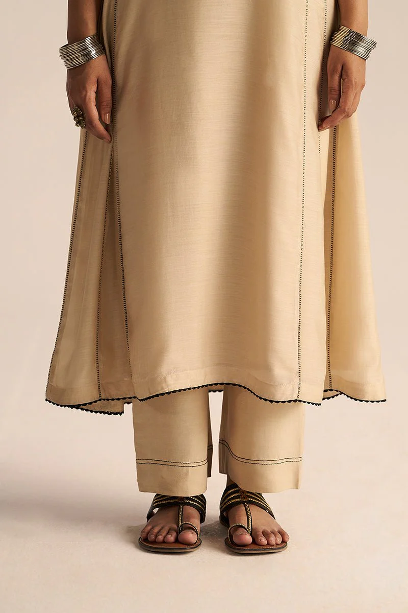 Cream and Black Kurta Set - Image 9
