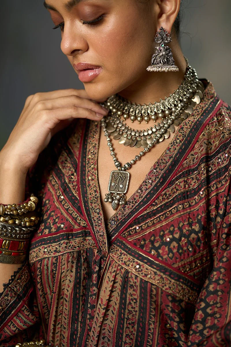 Deep Maroon and Black Silk Traditional Co-ord Set - Image 3