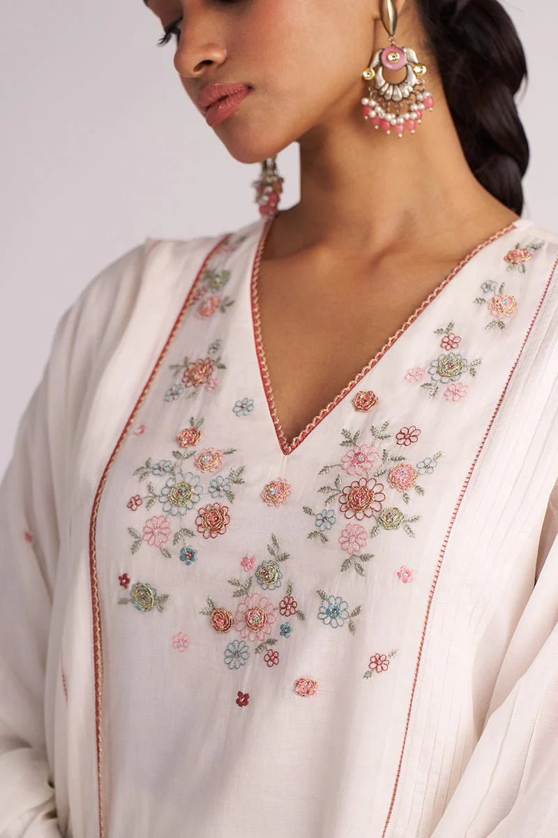 Ivory Embroidered Kurta Set - Image 3
