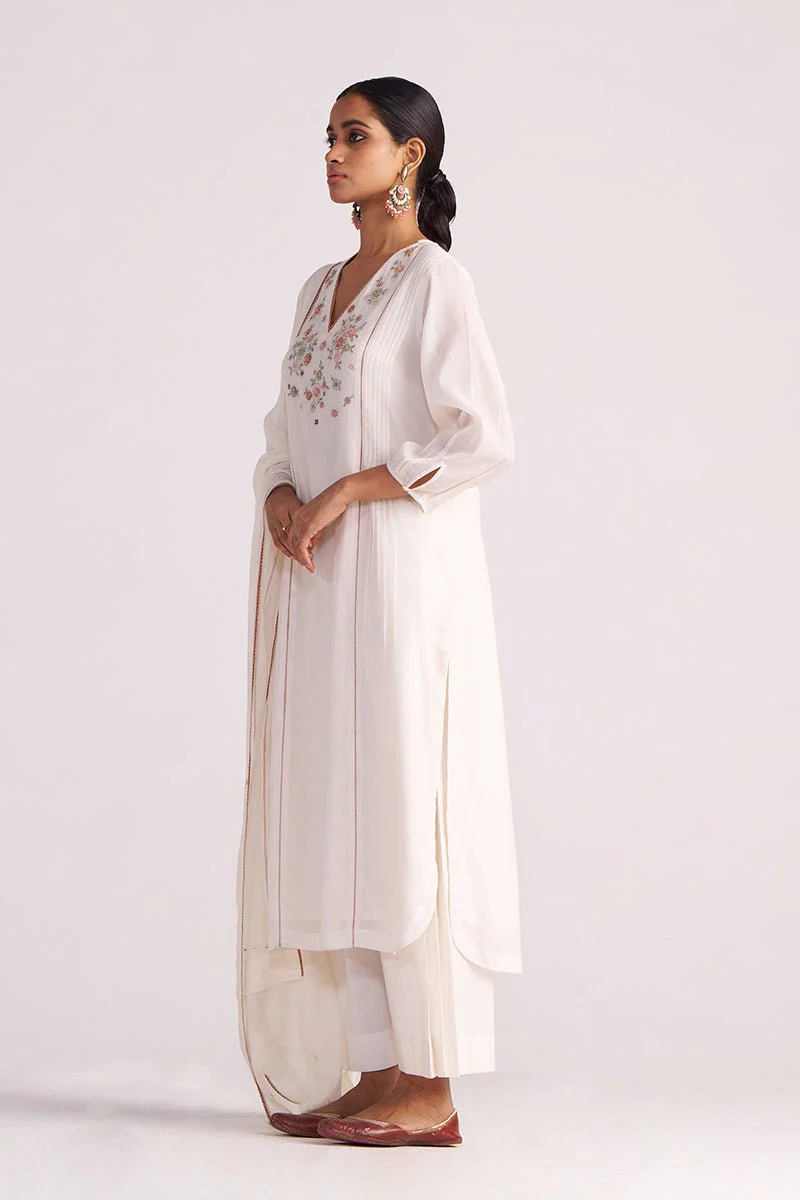 Ivory Embroidered Kurta Set - Image 5