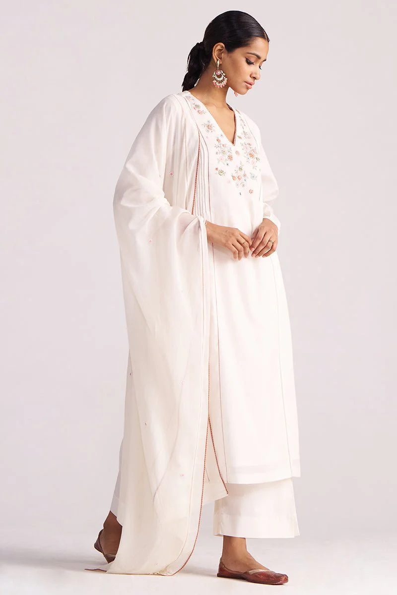 Ivory Embroidered Kurta Set - Image 6