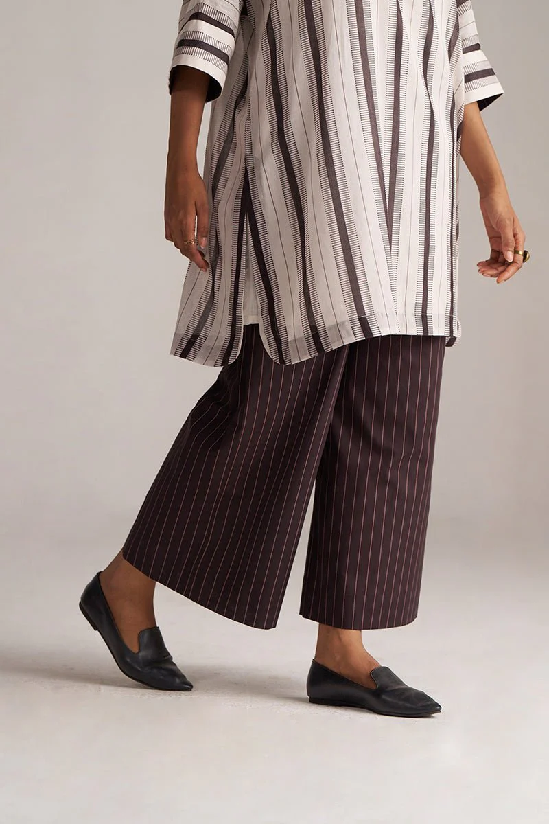 Seal Brown and Cream Mul-Mul Co-ord Set - Image 8