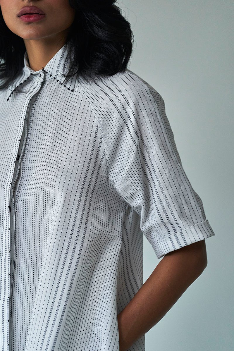 White and Black Woven Shirt Dress - Image 3